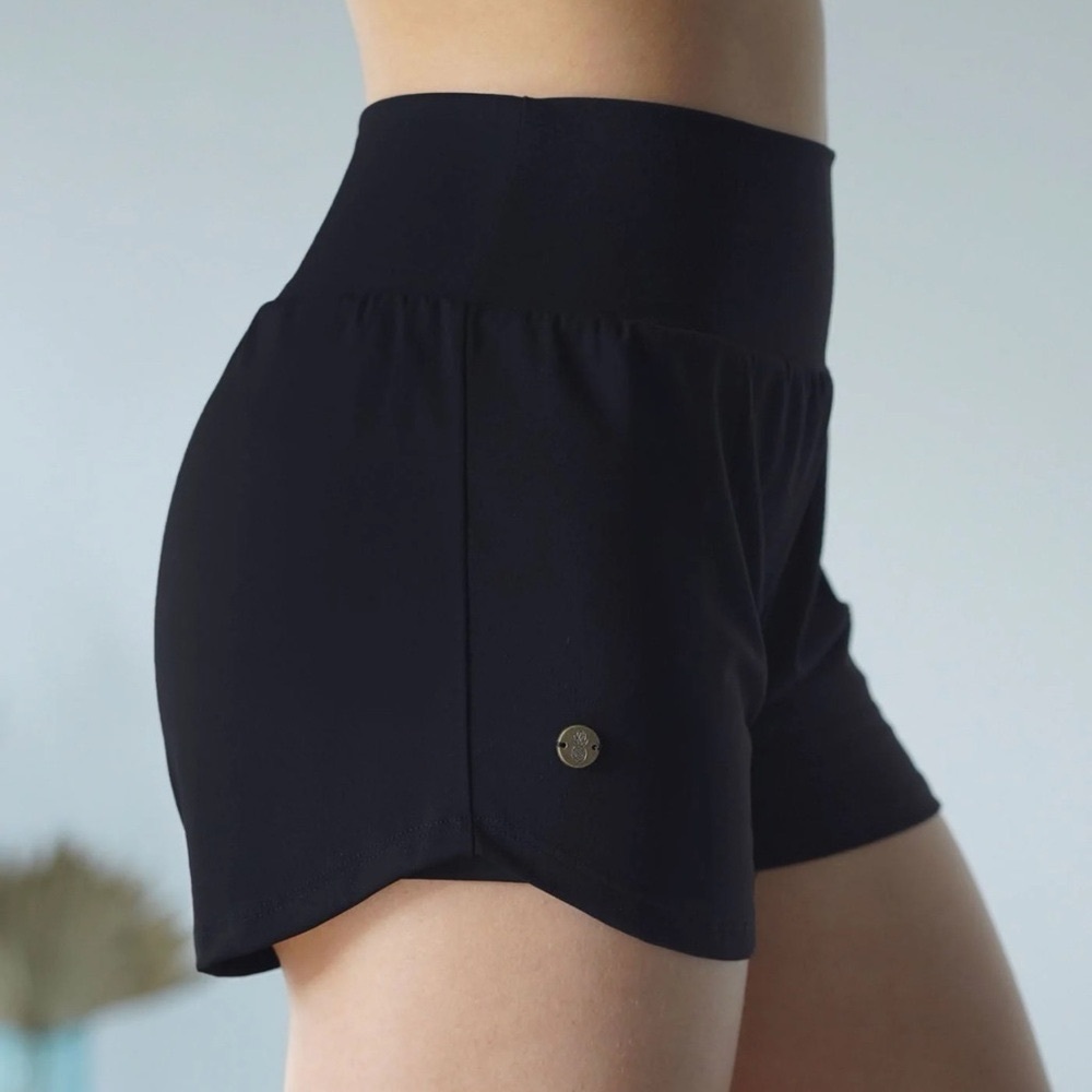 Love Fitness Black Impact Runners High Rise Athletic Shorts XL